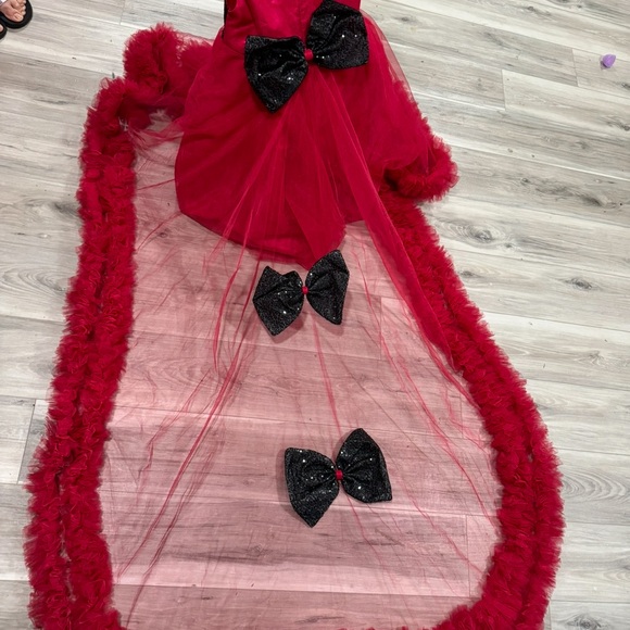Elegant Red Kids Dress with Black Bow Accents - Picture 7 of 7